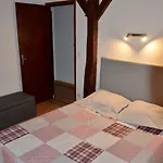 別荘 Grande Maison 10 Pers Vallee Du Lot Avec Piscine Et Terrain De Petanque *