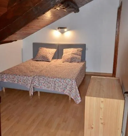 Grande Maison 10 Pers Vallee Du Lot Avec Piscine Et Terrain De Petanque