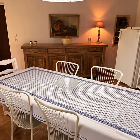 Grande Maison 10 Pers Vallee Du Lot Avec Piscine Et Terrain De Petanque